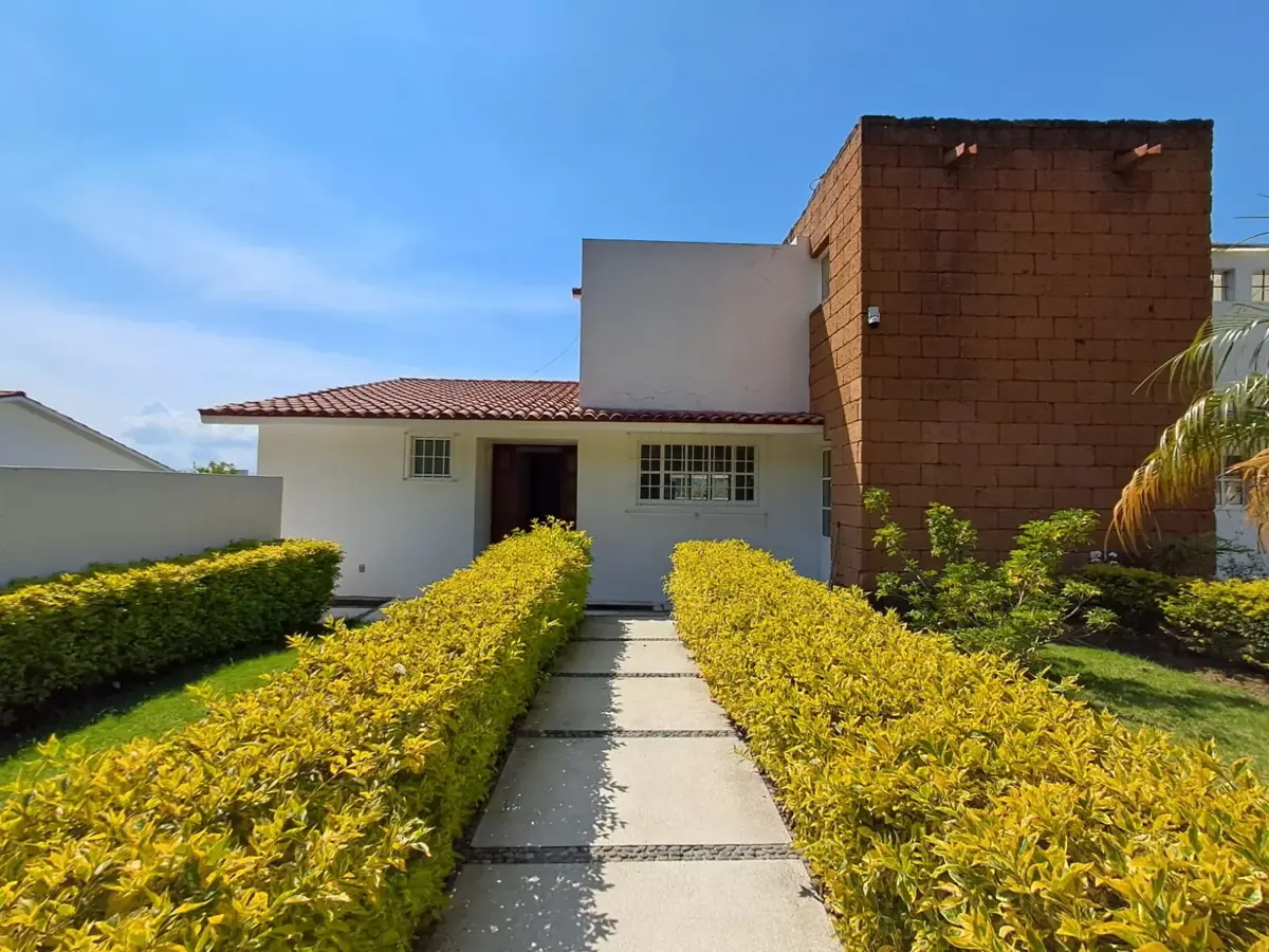 Casa en renta en Ixtapan de la Sal, Ixtapan de la Sal — foto 1 de 18