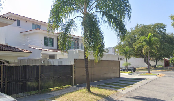 Casa en venta en Bugambilias, Zapopan — foto 3 de 11