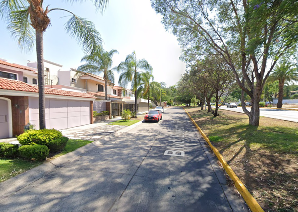 Casa en venta en Bugambilias, Zapopan — foto 2 de 11