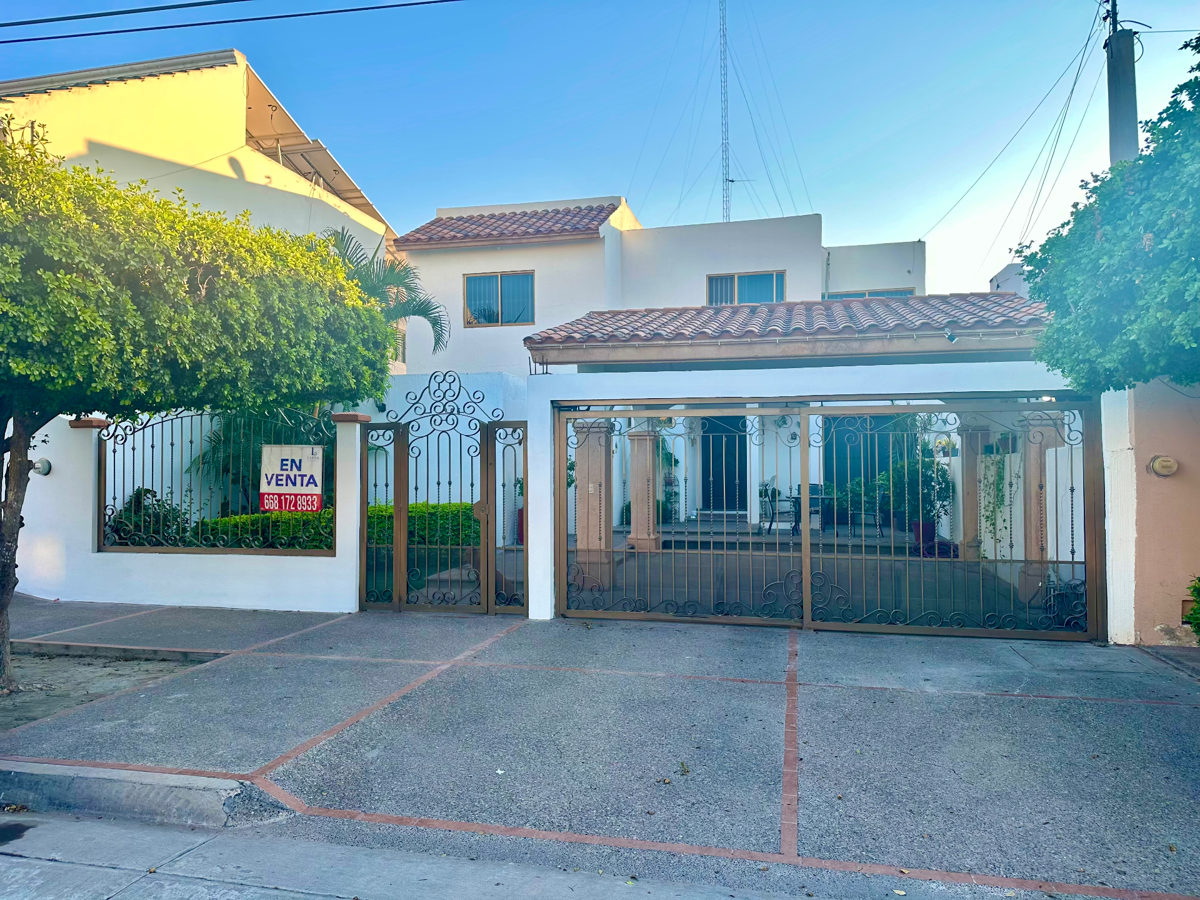 Casa en venta en Las Fuentes, Ahome — foto 1 de 31