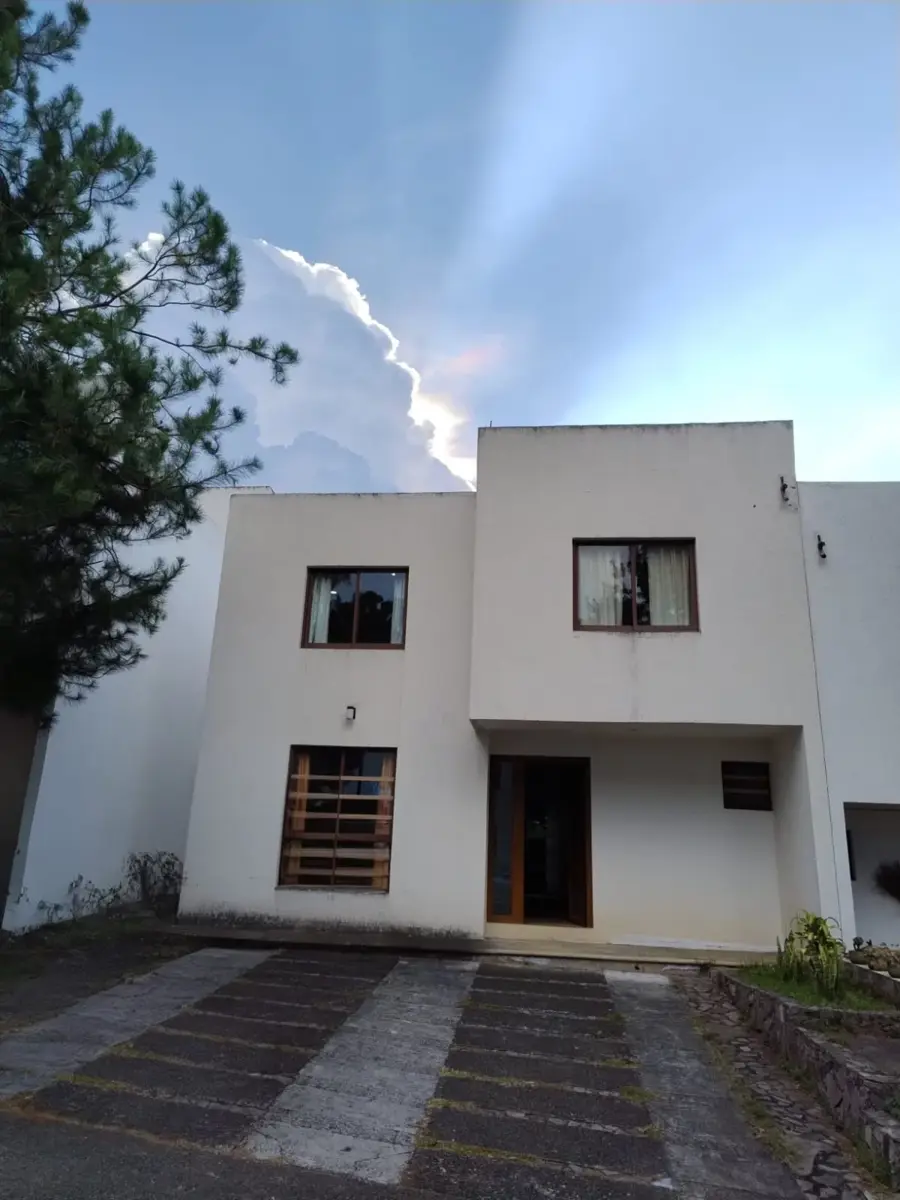Casa en renta en La Vitela (Los Pozos), Pátzcuaro — foto 1 de 24