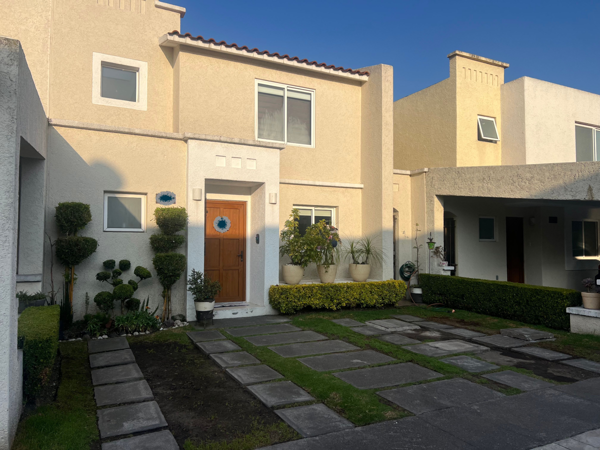 Casa en venta en El Castaño, Metepec — foto 1 de 24