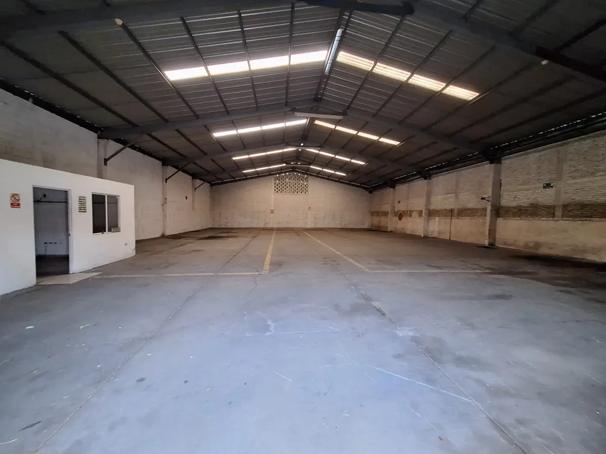 Bodega en renta en Bugambilias, Culiacán — foto 1 de 5