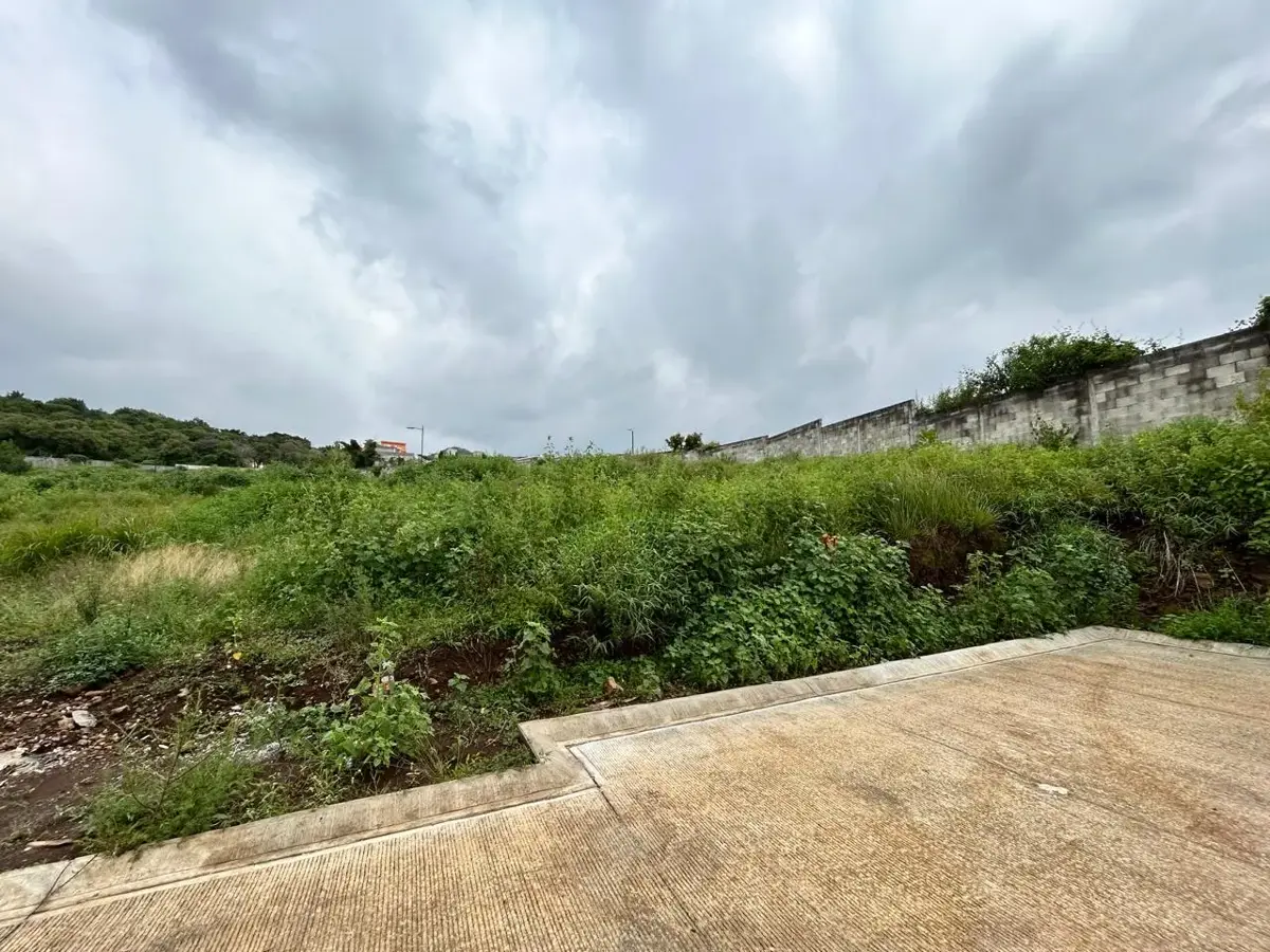 Terreno en venta en Ahuatepec, Cuernavaca — foto 1 de 10