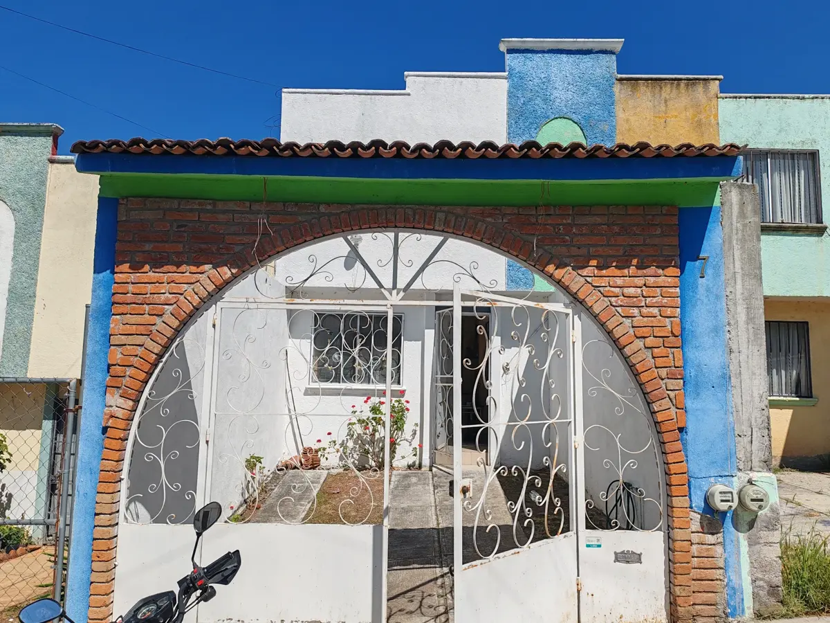 Casa en venta en Laureles Eréndira, Tarímbaro — foto 1 de 37