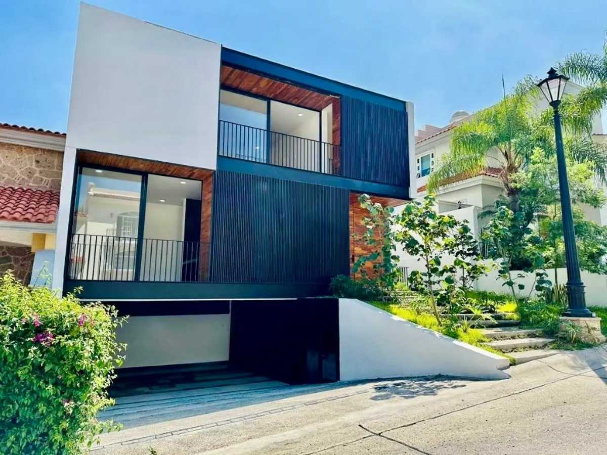Casa en venta en Puerta de Hierro, Zapopan — foto 1 de 17