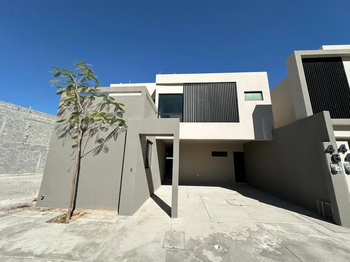 Casa en venta en Rincón las Trojes, Torreón — foto 1 de 26