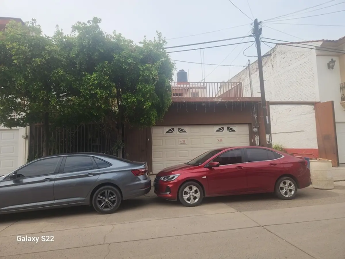 Casa en venta en Autlan de Navarro Centro, Autlán de Navarro — foto 1 de 3
