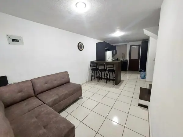 Casa en venta en La Moraleja, Zapopan — foto 3 de 8