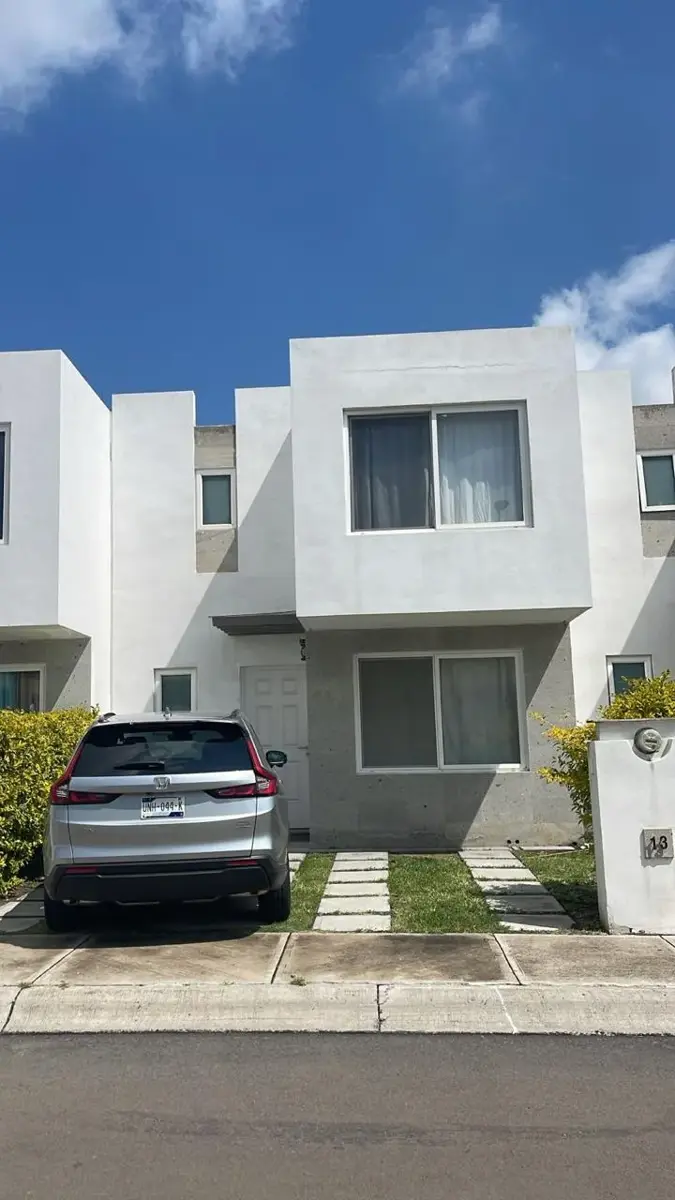 Casa en venta en Paseos del Bosque, Corregidora — foto 1 de 18