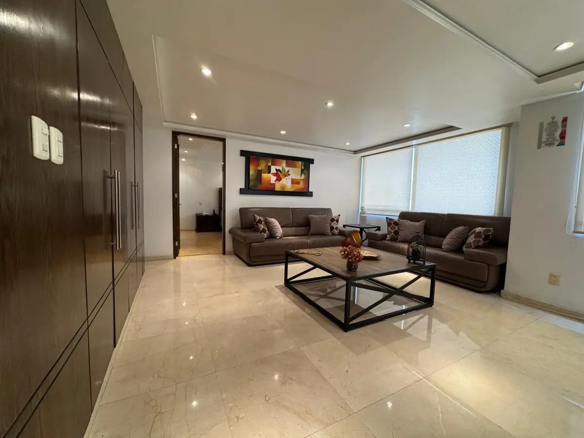 Vista 3 de Amplio y Cómodo Departamento en Venta en Polanco, Miguel Hidalgo, Ciudad de México.