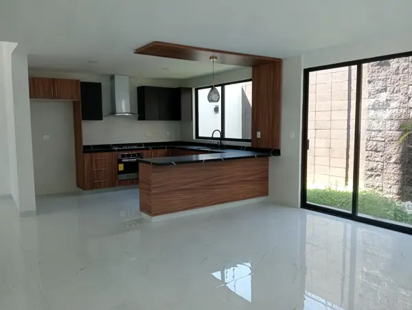 Casa en venta en San Bernardino Tlaxcalancingo, San Andrés Cholula — foto 2 de 33