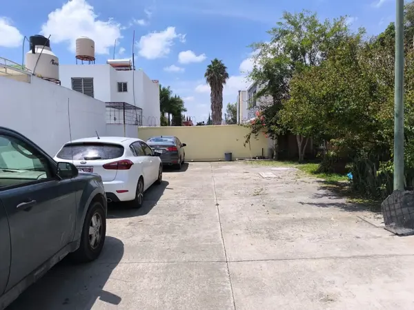 Casa en venta en Villa Fontana, San Pedro Tlaquepaque — foto 2 de 10