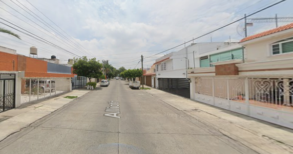 Casa en venta en Arboledas 1a Secc, Zapopan — foto 3 de 10