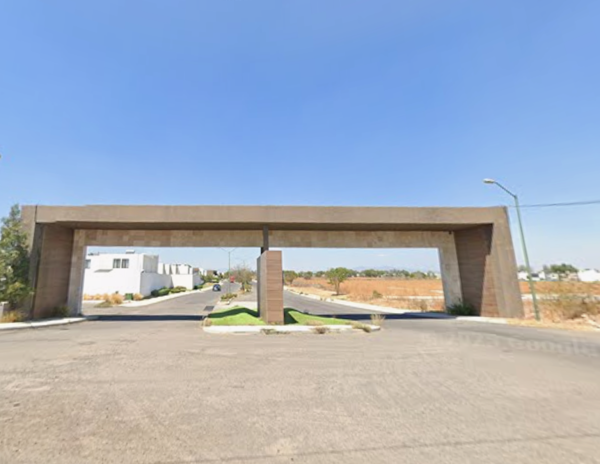 Casa en Venta en Alteza Residencial, Celaya - Condominio con Excelente Ubicación