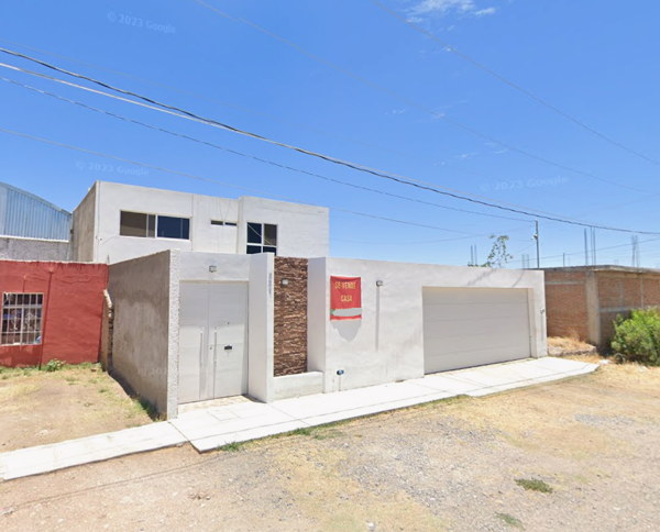 Casa independiente en venta en Los Agaves, Durango, lista para mudarse