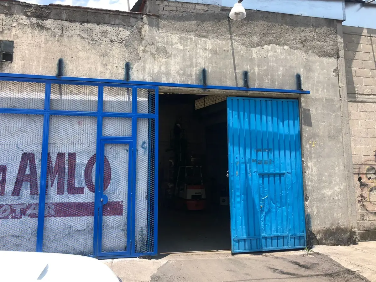 Bodega en renta en Granjas Mexico, Iztacalco — foto 1 de 8