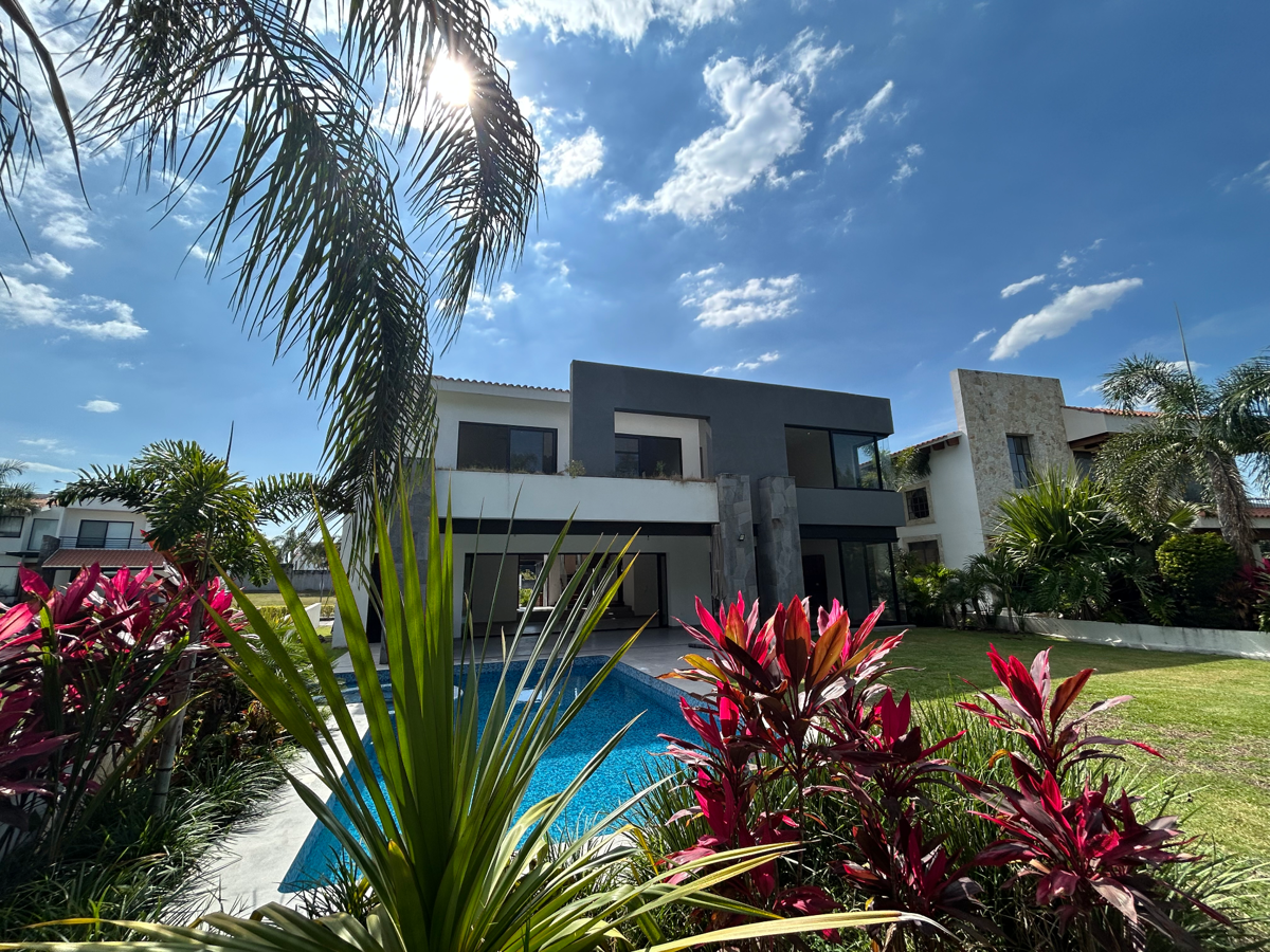 Casa en venta en Paraíso, Cuernavaca — foto 1 de 14