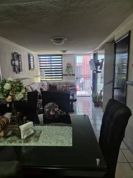 Casa en venta en Parques del Auditorio, Zapopan — foto 2 de 8