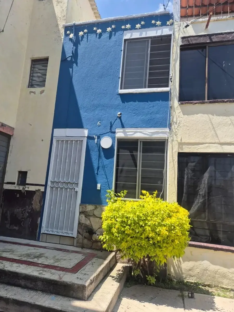 Casa en venta en Parques del Auditorio, Zapopan — foto 1 de 8