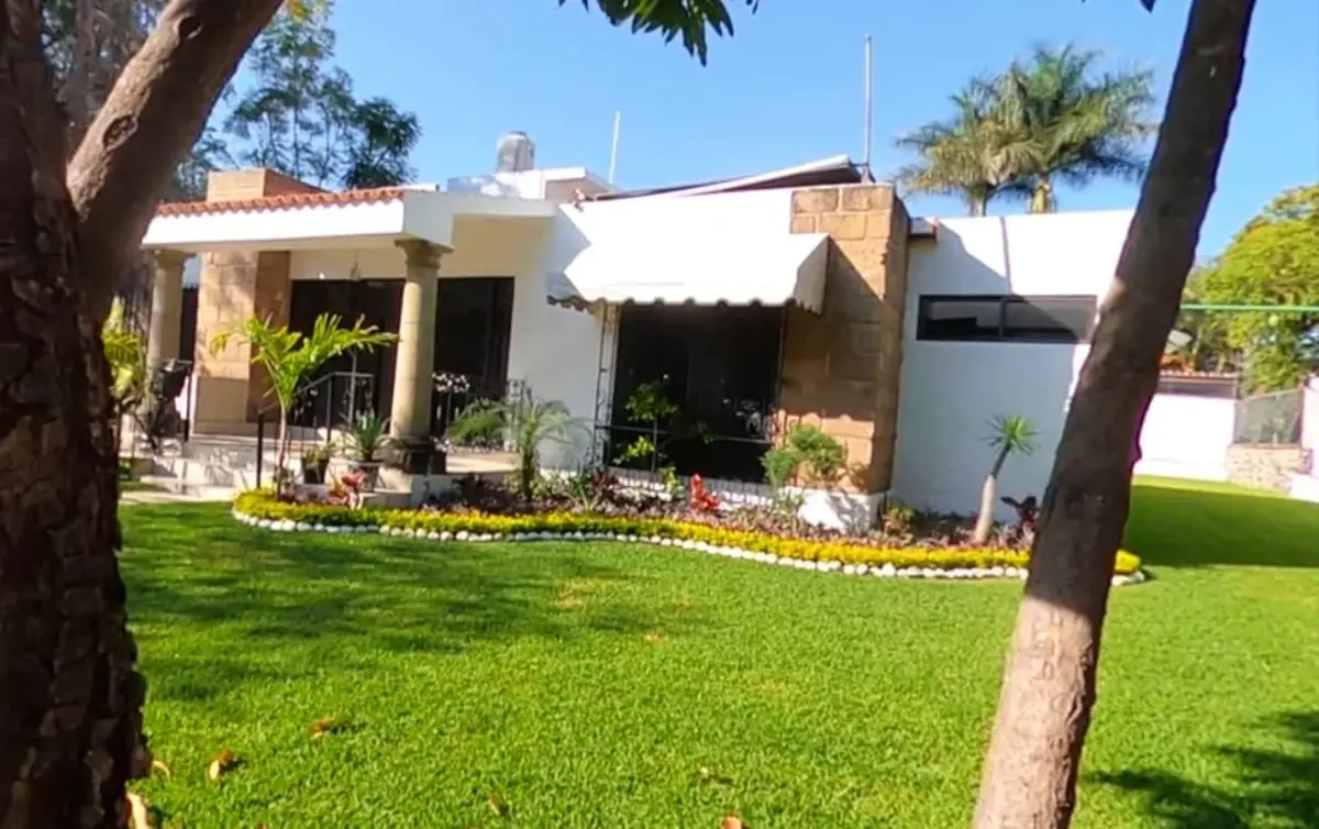 Casa en renta en Las Fincas, Jiutepec — foto 1 de 17