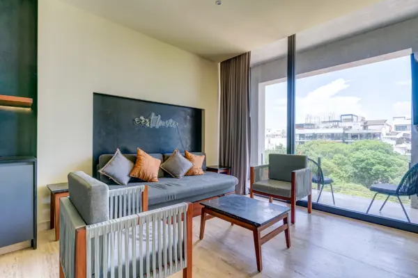 DEPARTAMENTO EN VENTA EN PLAYA DEL CARMEN, ENTRE 5TA Y 1RA AVENIDA.