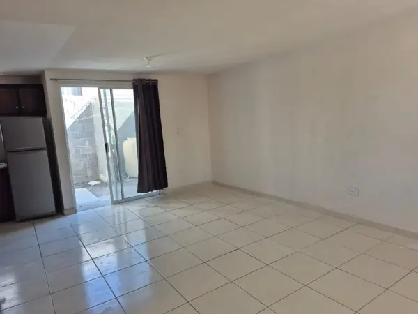 Casa en renta en Parajes de los Pinos, Ramos Arizpe — foto 2 de 11