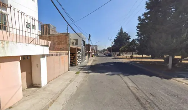 Casa en venta en Sebastian Lerdo de Tejada, Toluca — foto 3 de 13