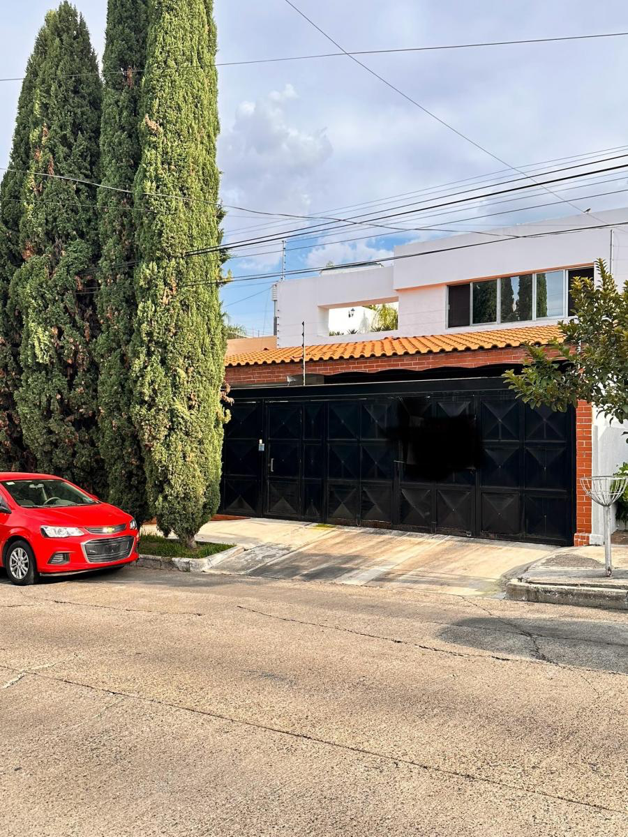 Casa en venta en Italia Providencia, Guadalajara — foto 1 de 30