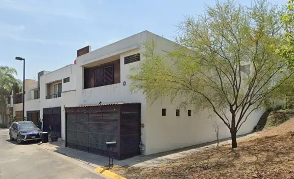 Casa en venta en Cumbres Madeira, Monterrey — foto 3 de 7