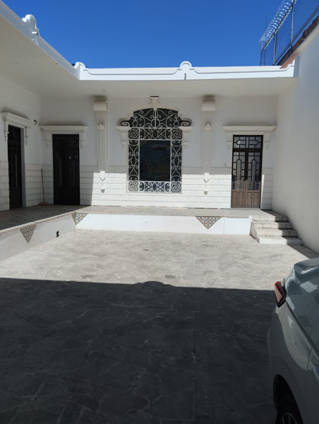 Casa con uso de suelo mixto en venta – Centro Histórico de Querétaro