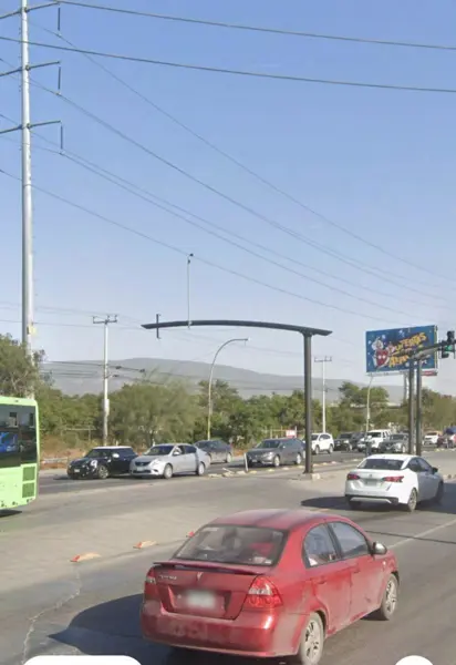 Local en renta en Plutarco Elias Calles, Monterrey — foto 2 de 7