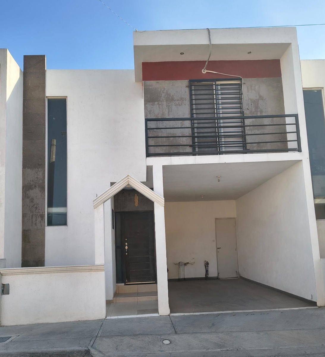 Casa en venta en Universidad la Salle, Saltillo — foto 1 de 8