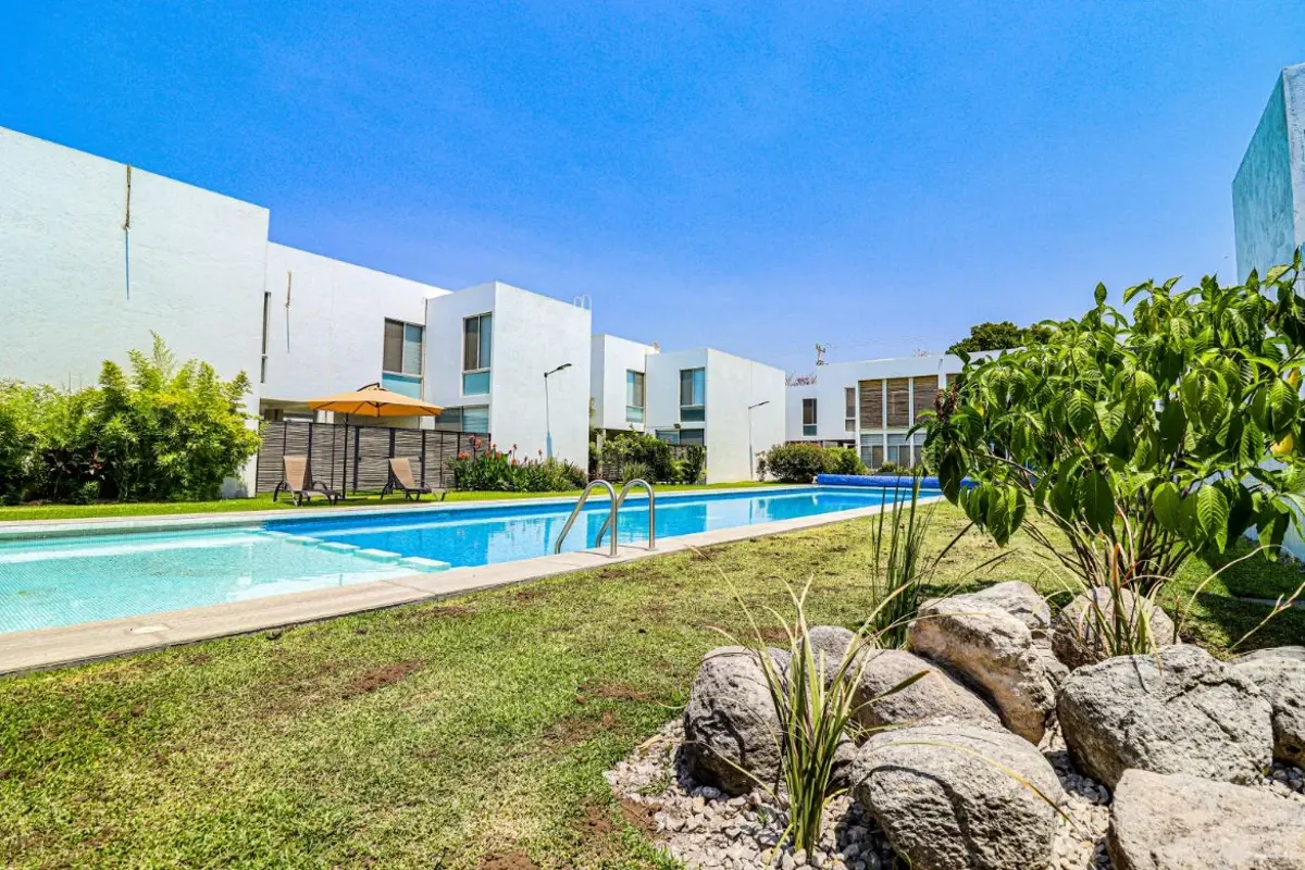 Casa en venta en Lomas del Manantial, Xochitepec — foto 1 de 17
