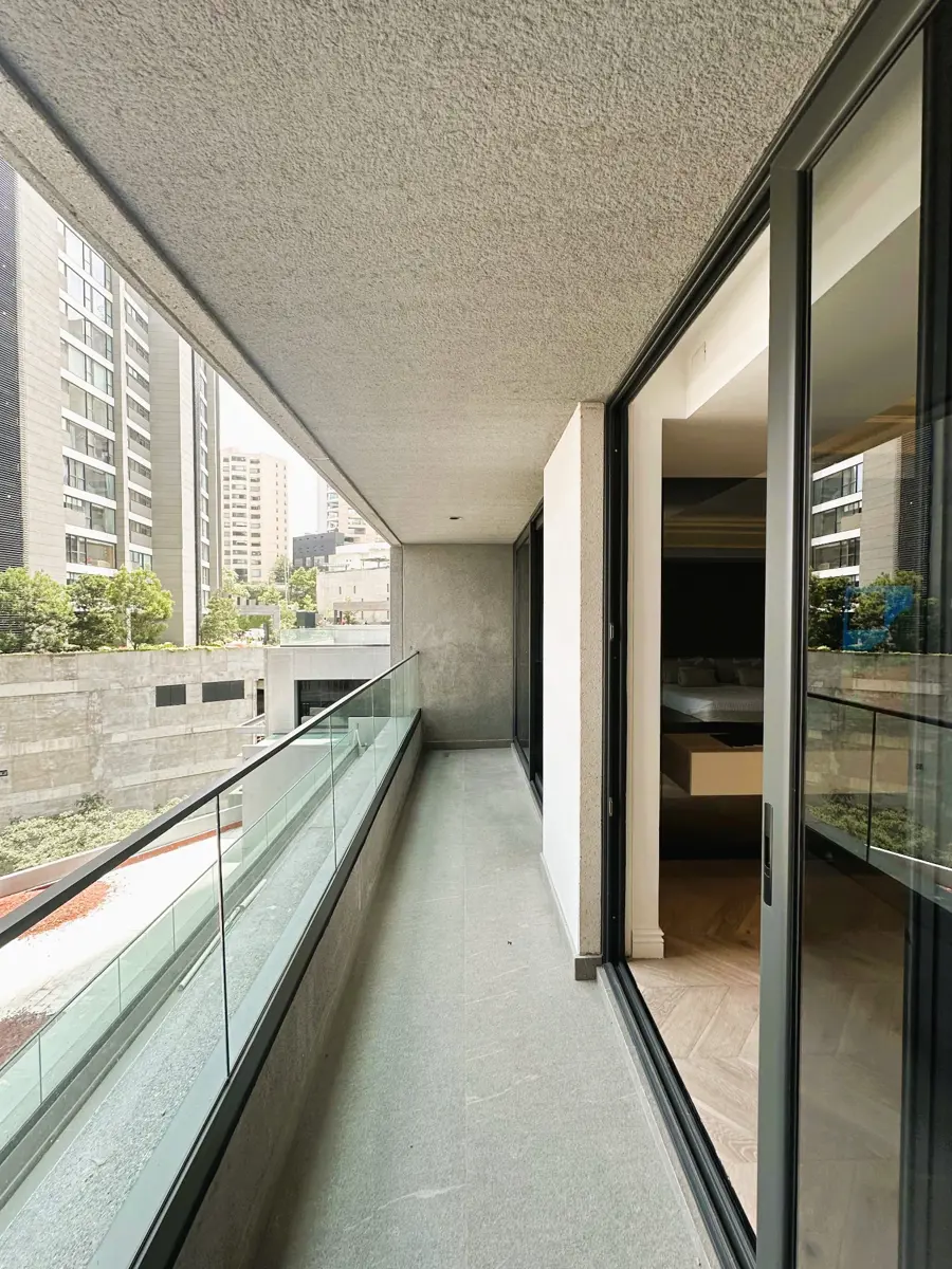 Vista 2 de Amplio PH de 582.35 m² con Terraza de 109.13 m² y Amenidades Exclusivas en Interlomas
