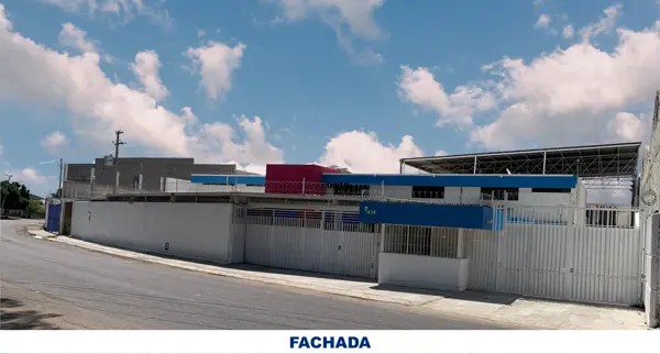 Nave Industrial en el lugar ideal para instalar su empresa, cuenta con todos los servicios.