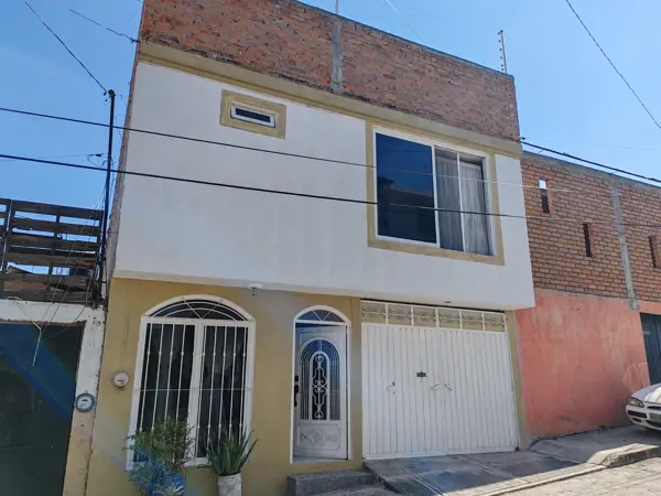 Casa en venta en Veinte de Noviembre, Morelia — foto 2 de 27