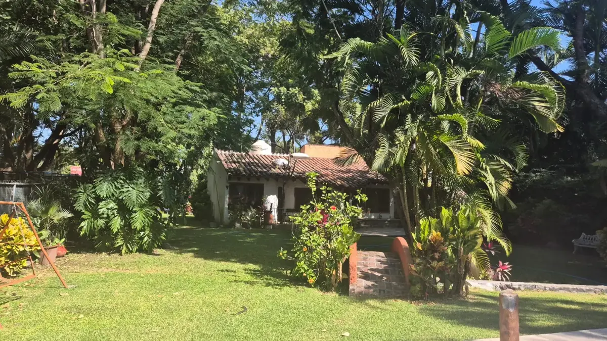 Casa en venta en Las Fincas, Jiutepec — foto 1 de 27