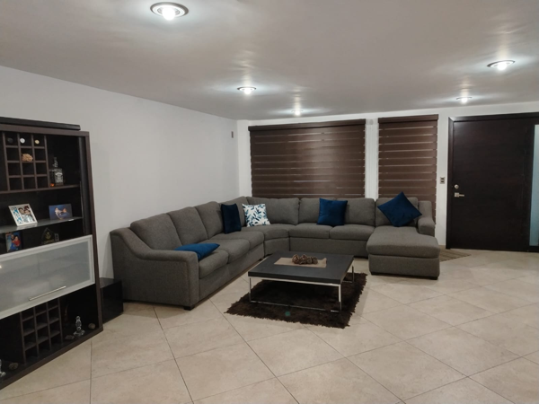 Casa en venta en San Mateo Otzacatipan, Toluca — foto 3 de 20