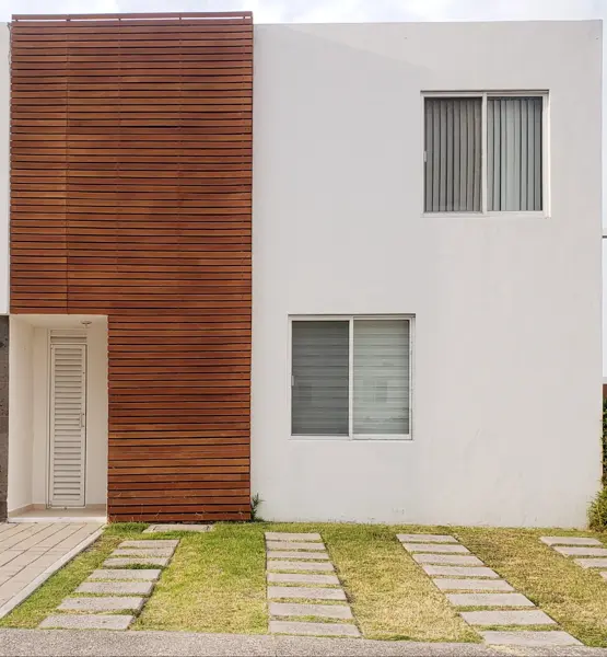 Casa en renta en condominio constructora CAISA