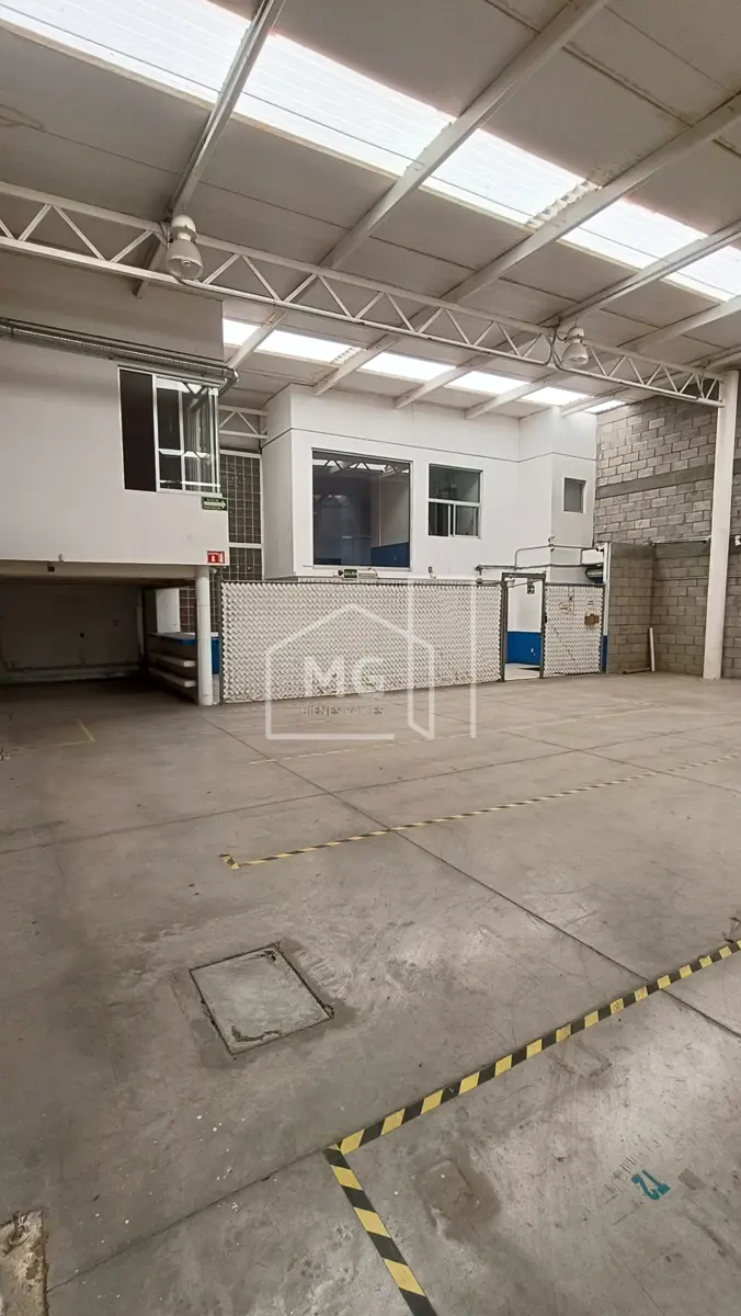 Renta de bodega comercial céntrica en Querétaro Renta de bodega comercial céntrica en Querétaro