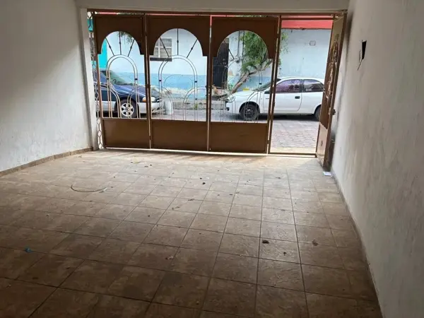Casa en venta en Lomas del Batan, Zapopan — foto 2 de 10