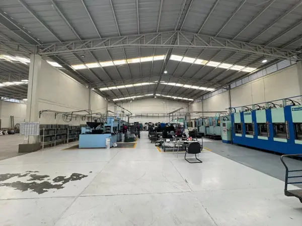 Bodega en renta en Paraíso de las Joyas, León — foto 2 de 9