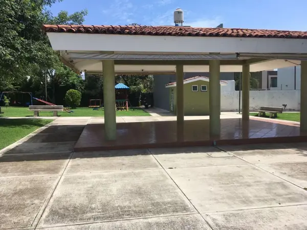 Casa en venta en Real del Camichin, Zapopan — foto 3 de 10