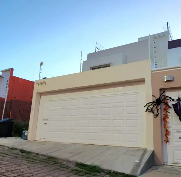 Casa en venta en Residencial Lancaster, Morelia — foto 2 de 13