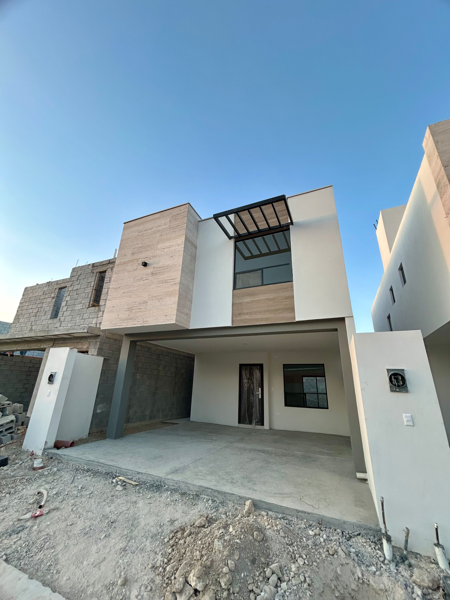 Casa en venta en Ex Hacienda los Cerritos, Saltillo — foto 2 de 14