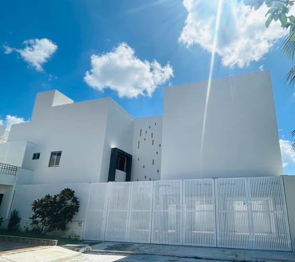 Amplia Residencia de Lujo en Venta