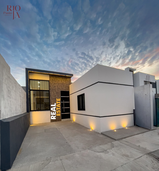 Casa en Punto Rioja, Colima, Colima
