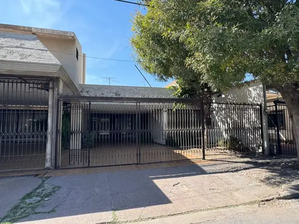 Casa en venta en Las Rosas, Gómez Palacio — foto 2 de 25