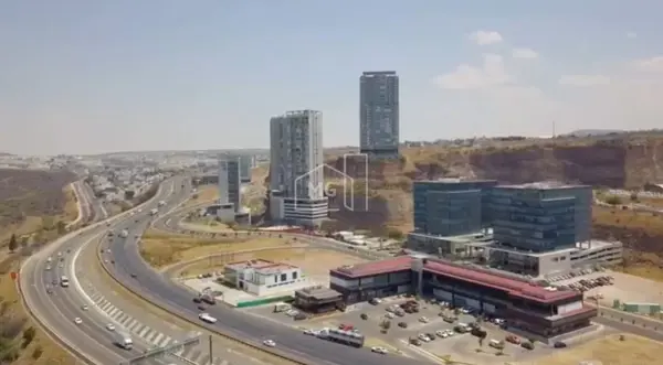 Terreno en Venta en Querétaro - Uso Mixto